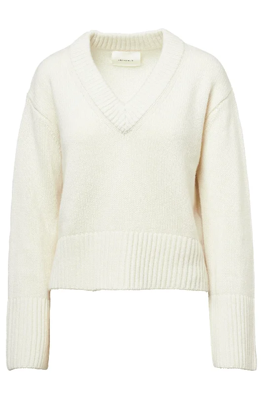 The Aletta Sweater Eco-friendly sweaters