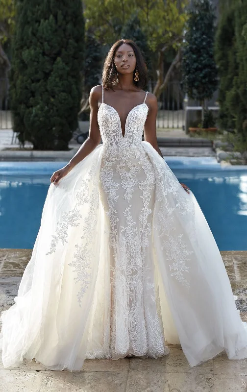 1182 Sexy Satin Gown