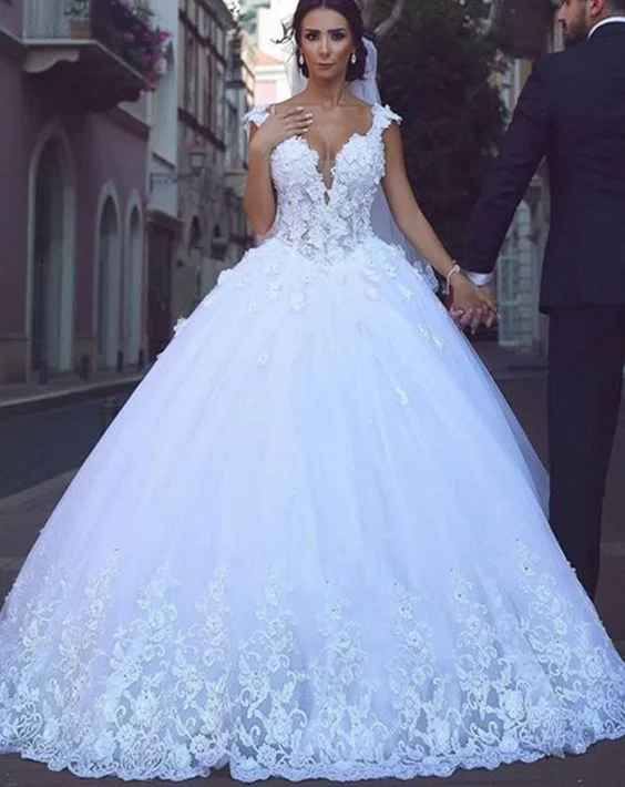 white wedding dresses boho lace appliqué cap sleeve elegant beaded luxury wedding gowns robe de mariee Vintage Style Dress