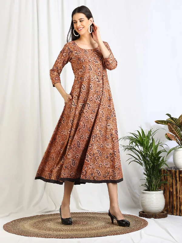 Ajrakh Dabu Paisley 'Farida' Cotton Dress Street style unclassified dresses