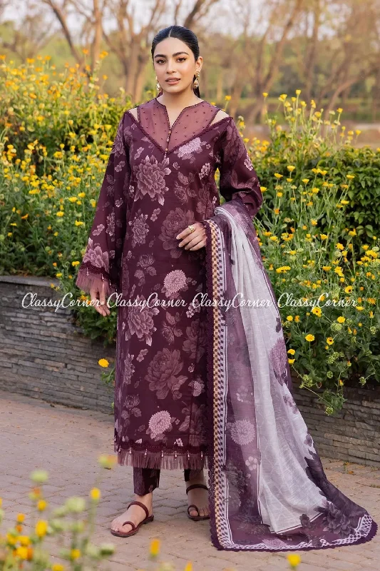 Pakistani Digital Printed Lawn Suit Hot new arrivals in floral dresses