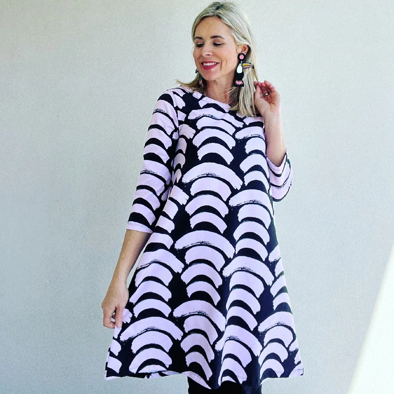 Pink & Black Arch Nemesis 3/4 sleeve Swing Dress Cocktail unclassified dresses