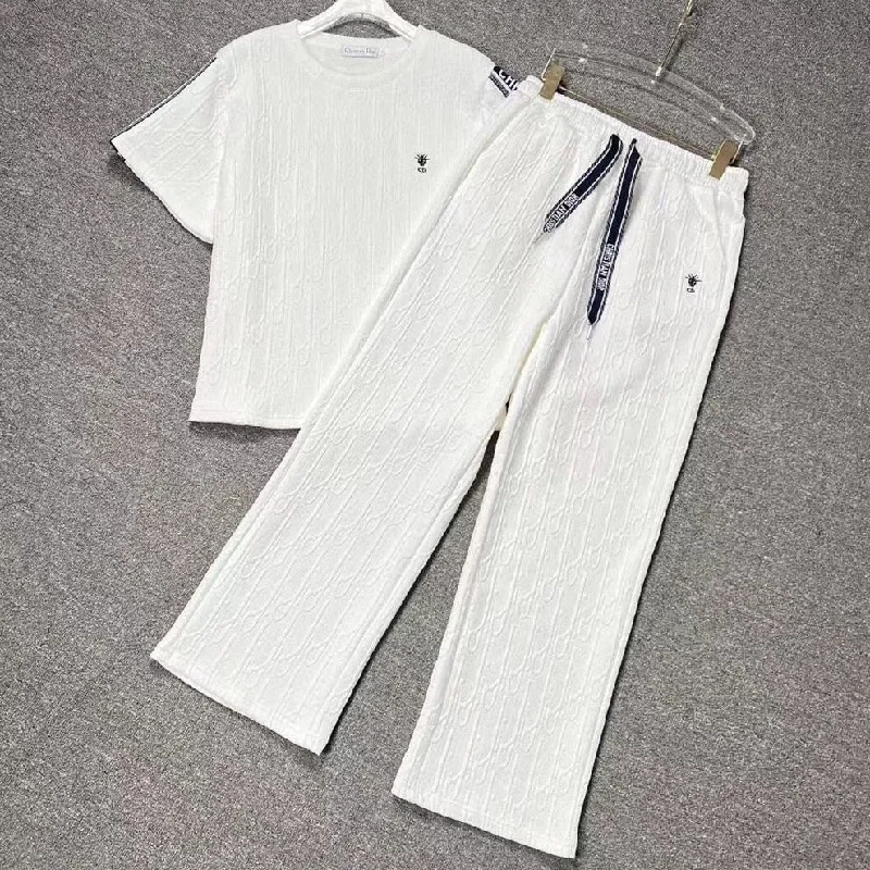 Premium White Color Track Set For Women Bright color unclassified dresses
