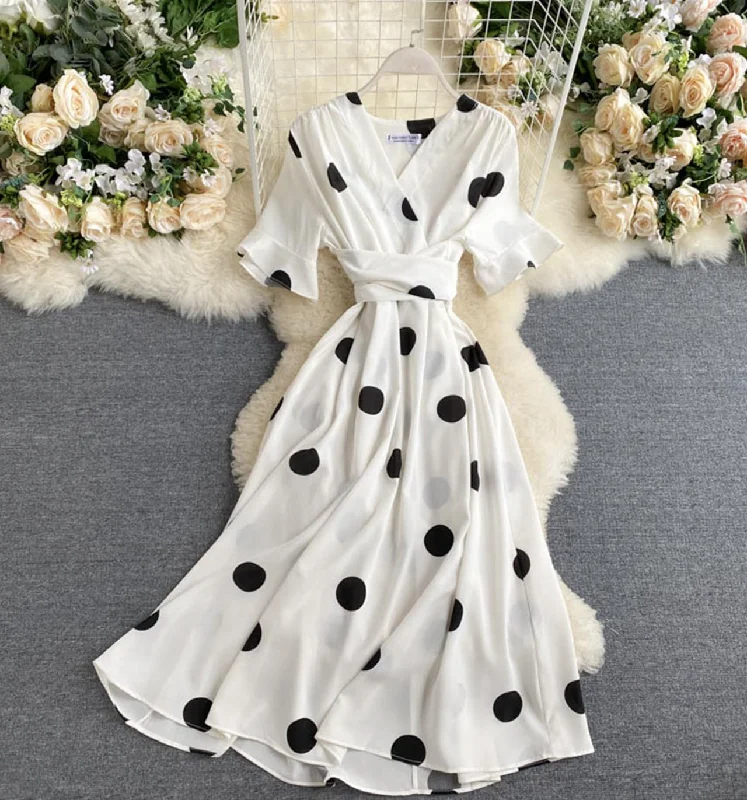 Simple v neck polka dot dress fashion dress  646 Silk unclassified dresses