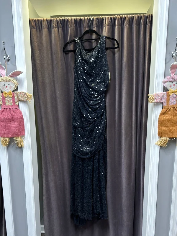 Carmen Marc Valvo Sequins Evening Dress - size 14 Lush Sequin Dress